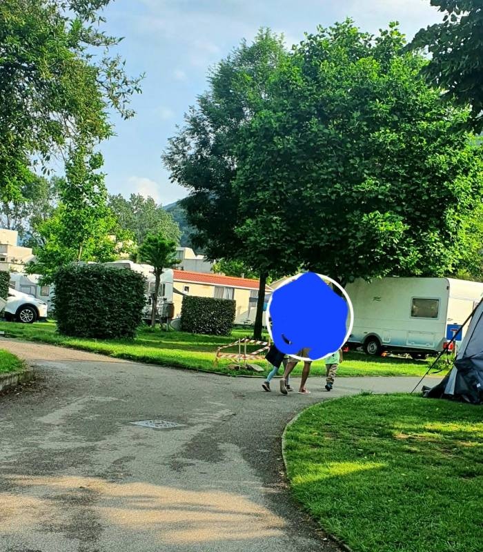 Lagocamp di Flavia Beretta — Campingplass in Maccagno con Pino e Veddasca