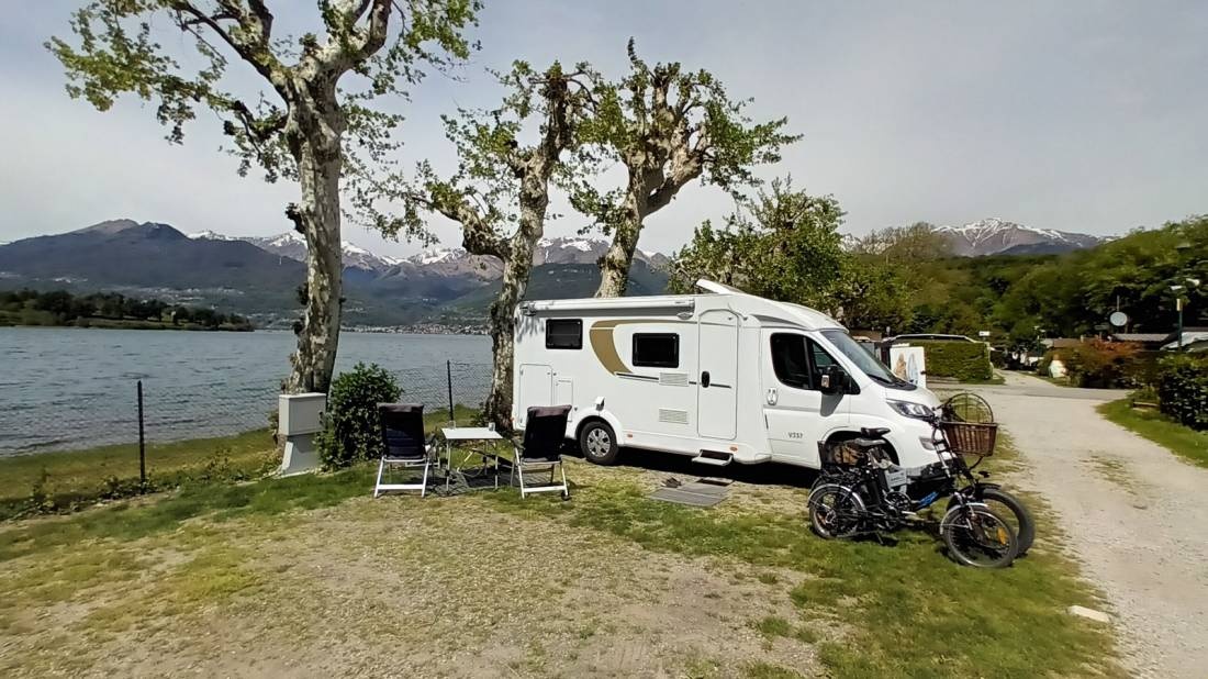 Green Village Camping — Kamp yeri in Colico