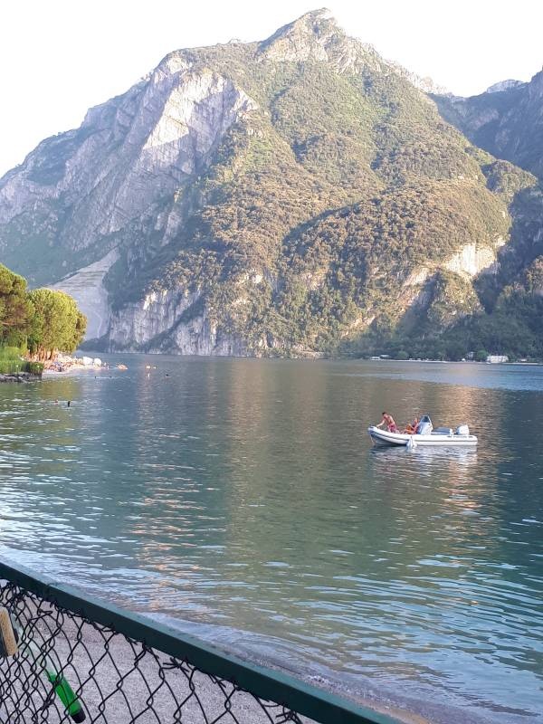 Camping Spiaggia — 露营地 in Abbadia Lariana