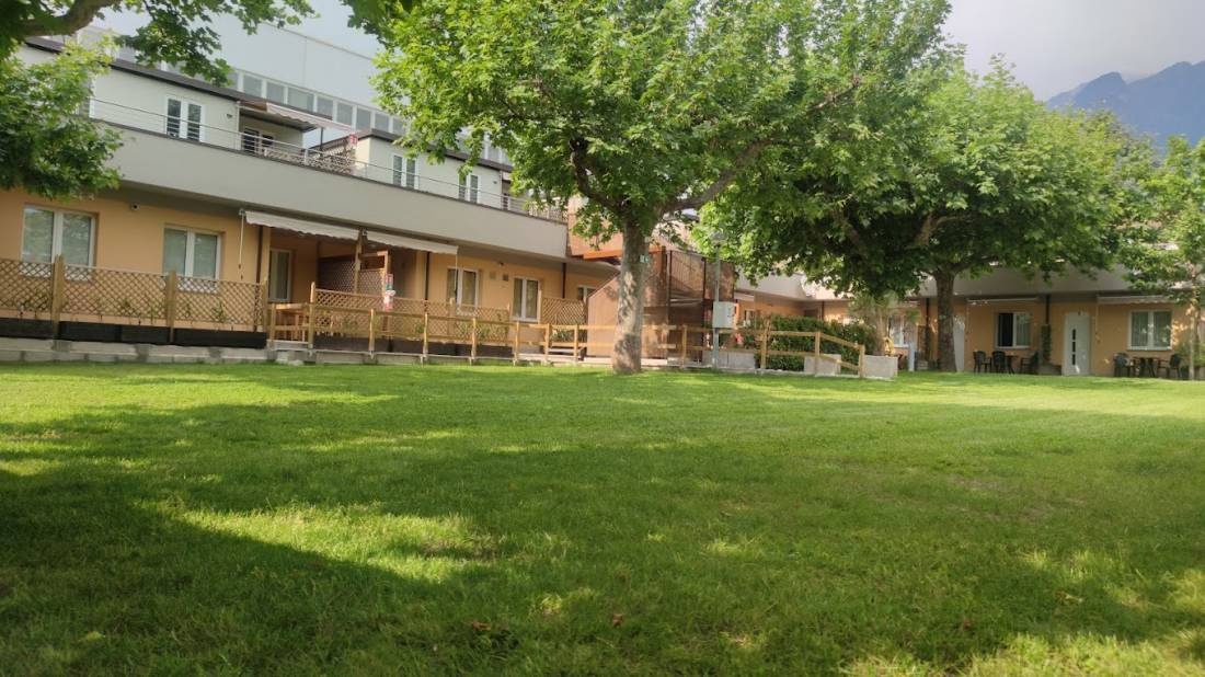 Camping Continental ** — Campingplatz in Mandello del Lario