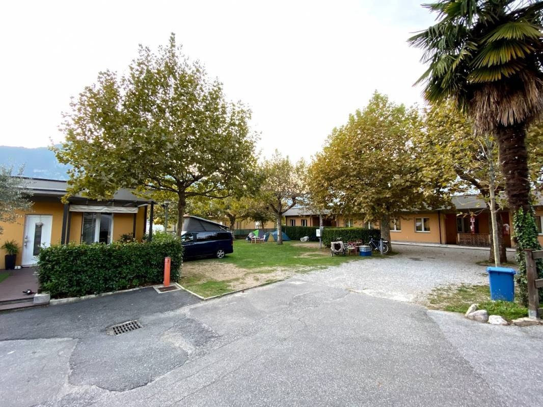Camping Continental ** — Campingplatz in Mandello del Lario