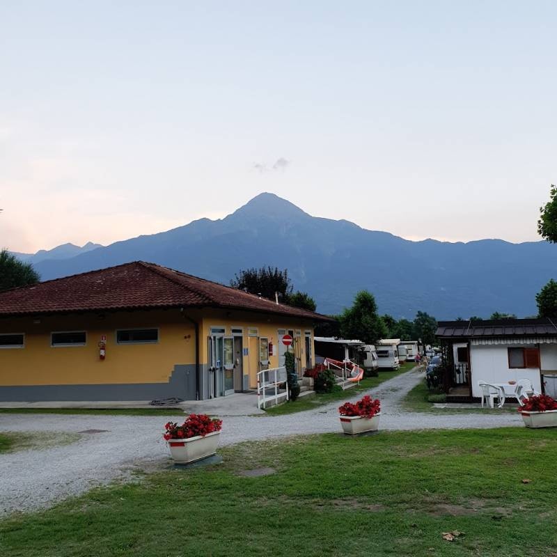 Camping La Torre — 露营地 in Sorico