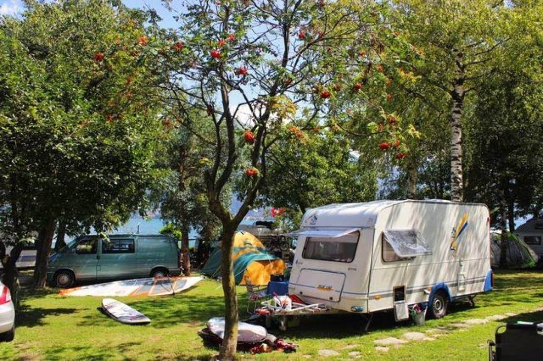 Campeggio Aurora — 露营地 in Cremia