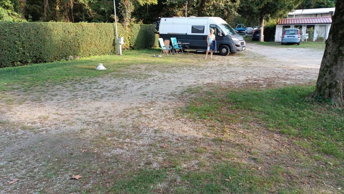 Camping La Quercia — Kemping in Castelletto Ticino