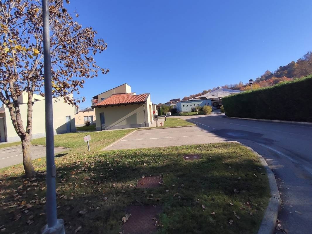 Camping Alba Village Hotel — Kemping in Alba