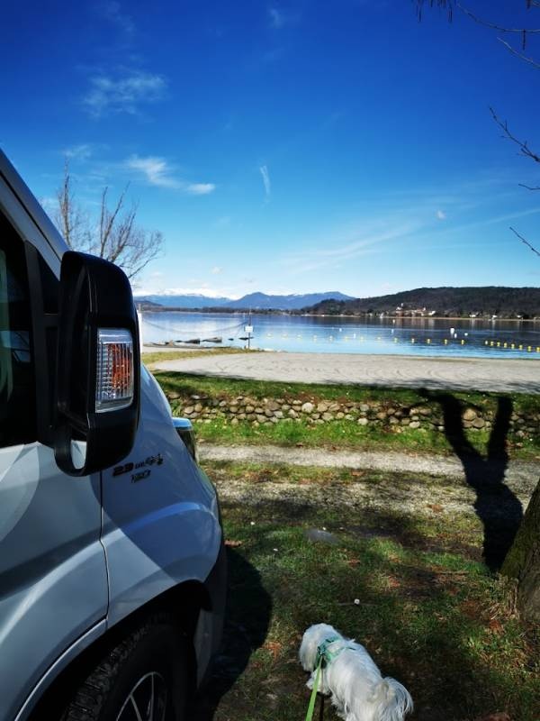 Camping Smeraldo — Kemping in Dormelletto