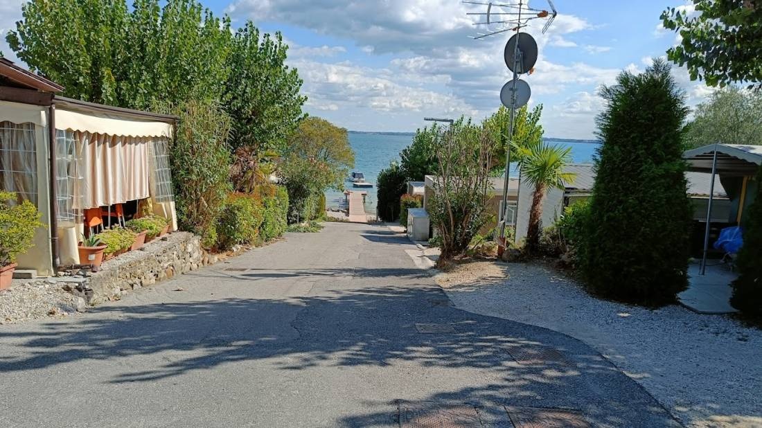 Camping San Michele — Kamp yeri in Moniga del Garda