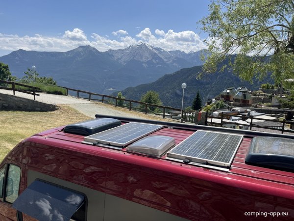 Dalai Lama Village — Photo 3