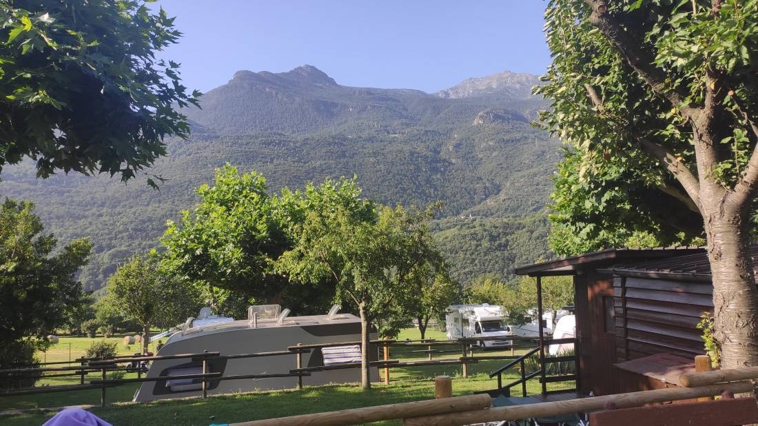 Paradise Village — Area da campeggio in Saint-Vincent