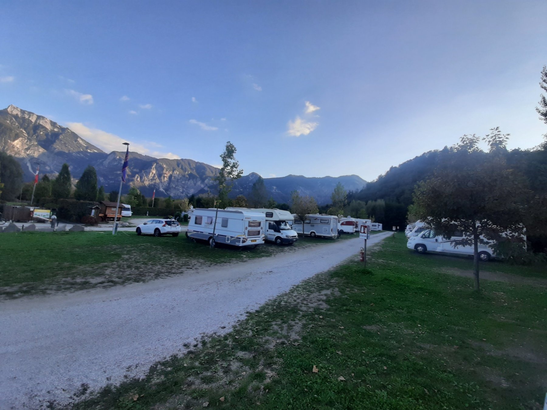 Lago Levico Camping Village **** — Campingplatz in Levico Terme