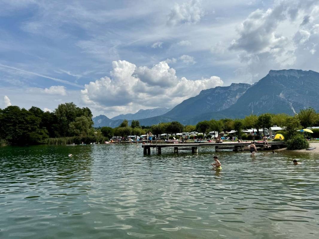 Lago Levico Camping Village **** — Kamp yeri in Levico Terme
