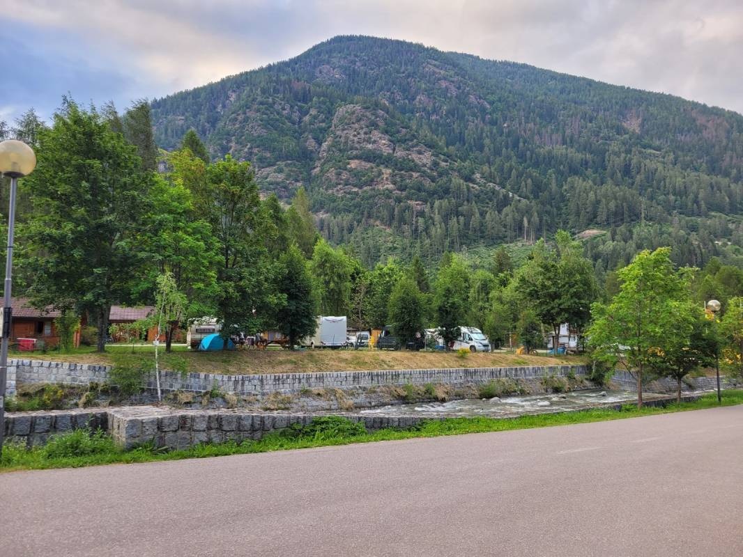 Camping Cevedale — Kemp in Fucine