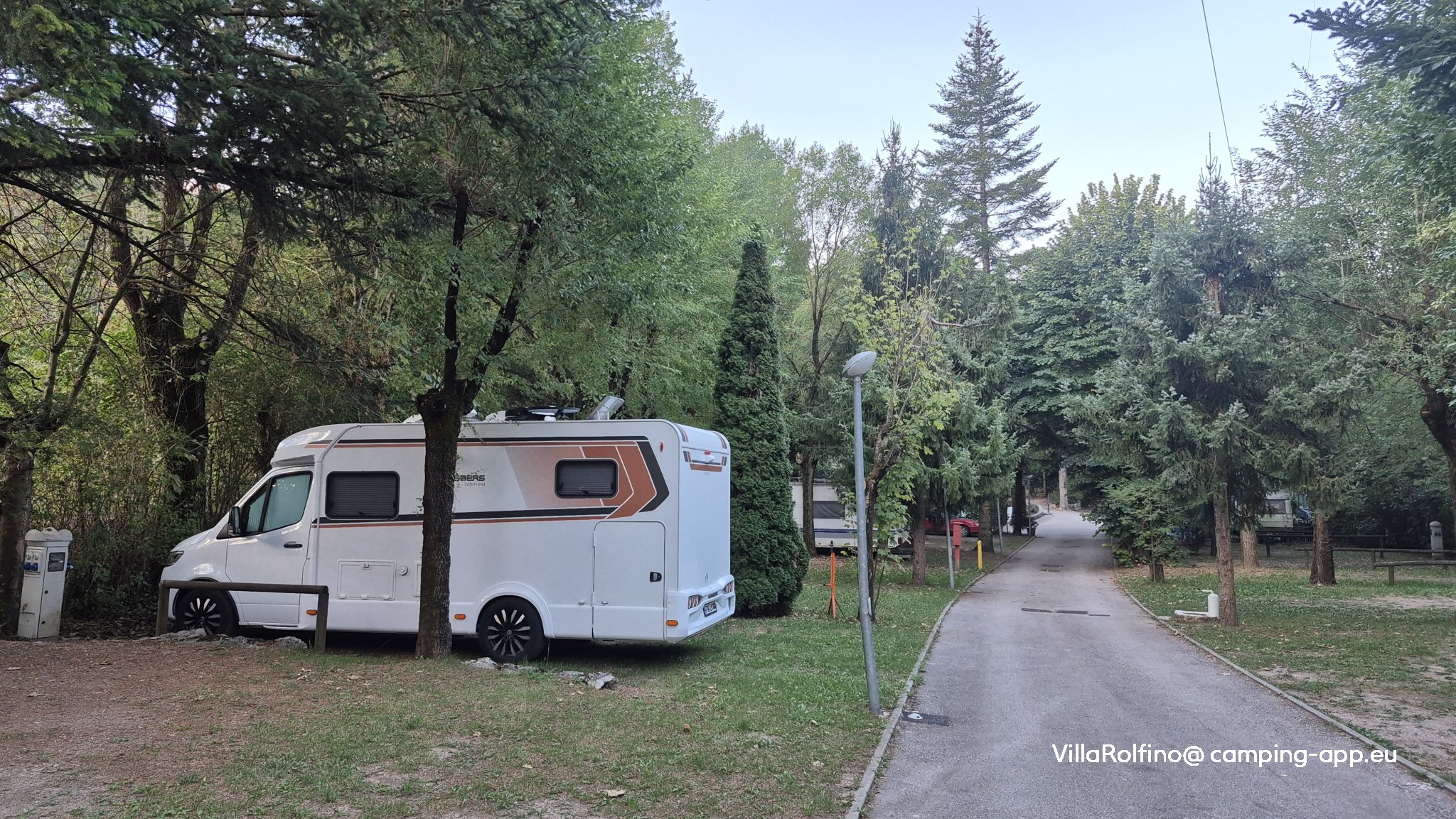 Lido Lillà Camping & Bar — Campingplass in Terlago