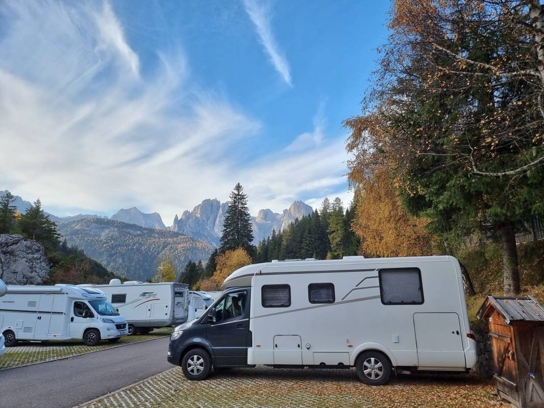 Camping Vidor Family & Wellness Resort — Campingplass in Pozza di Fassa