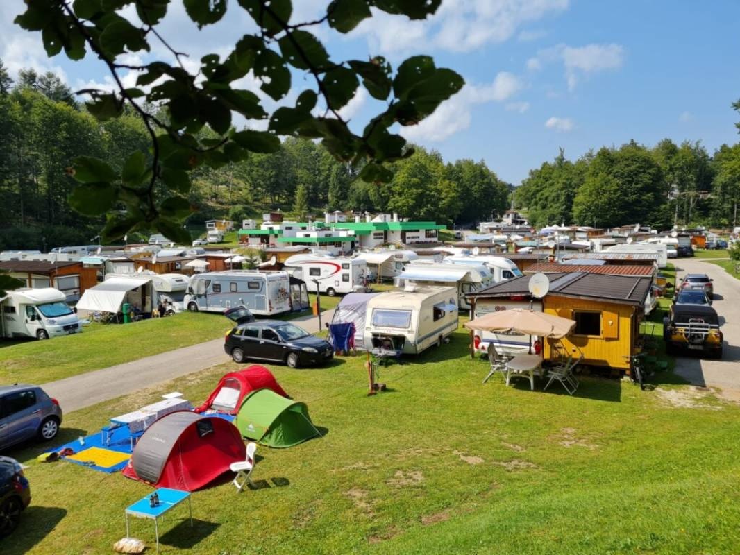 Camping Lago Lavarone — Campingplass in Lavarone