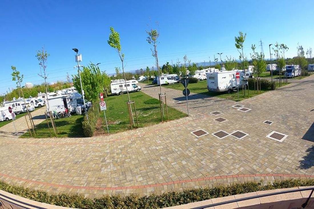 Camping Verona Village — Kemp in Verona