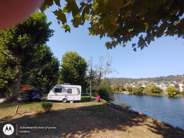 Camping Les Promenades *** — 露营地 in Quingey