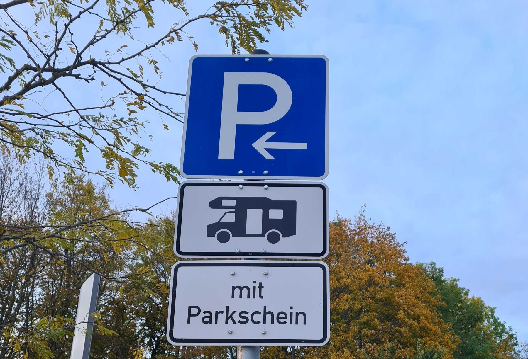 Stellplatz am Sportpark — Campervan Site in Apolda