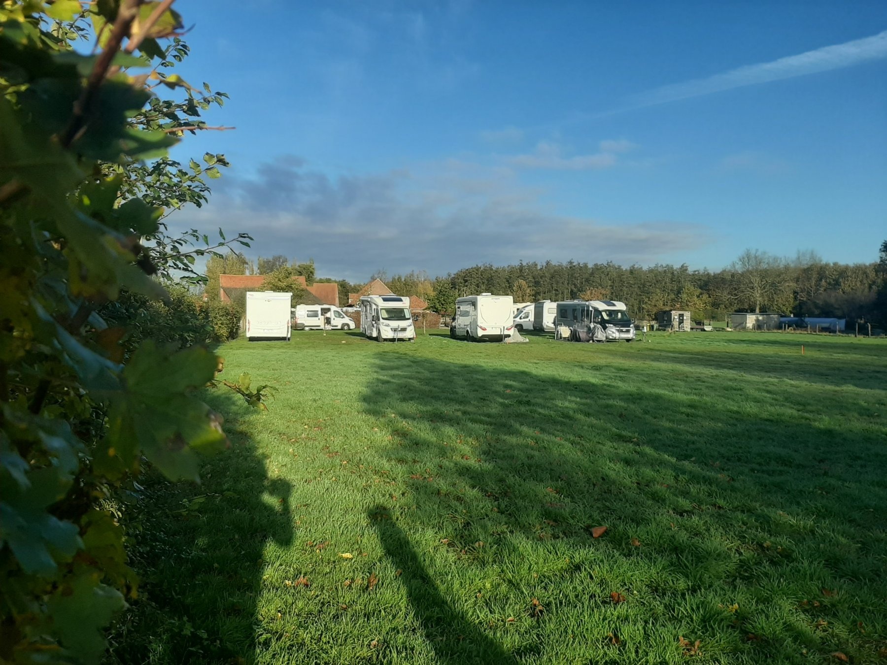 Camperplaats 't Meikensbos — Stellplatz in Dentergem