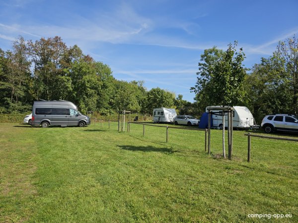 Caravan Stellpatz Schloss Wackerbarth — Zdjęcie 2