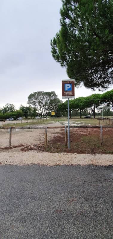 Holiday Village Florenz — Kamp yeri in Lido degli Scacchi