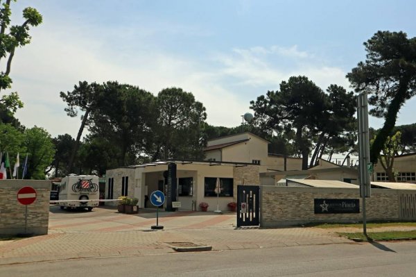 Campeggio Villaggio Pineta