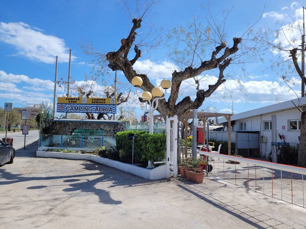 Camping Adria — Cámping in Riccione