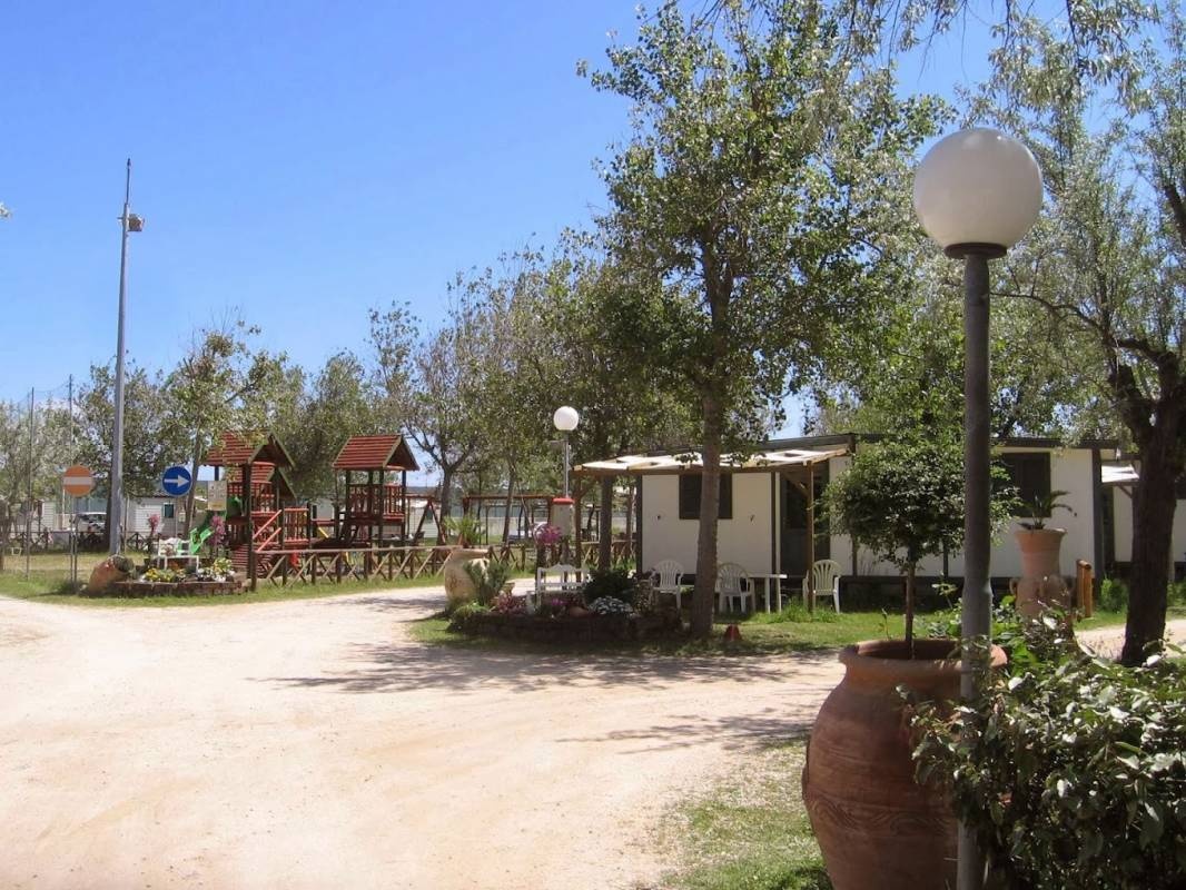 Camping Ramazzotti — Місце для кемпінгу in Lido di Dante