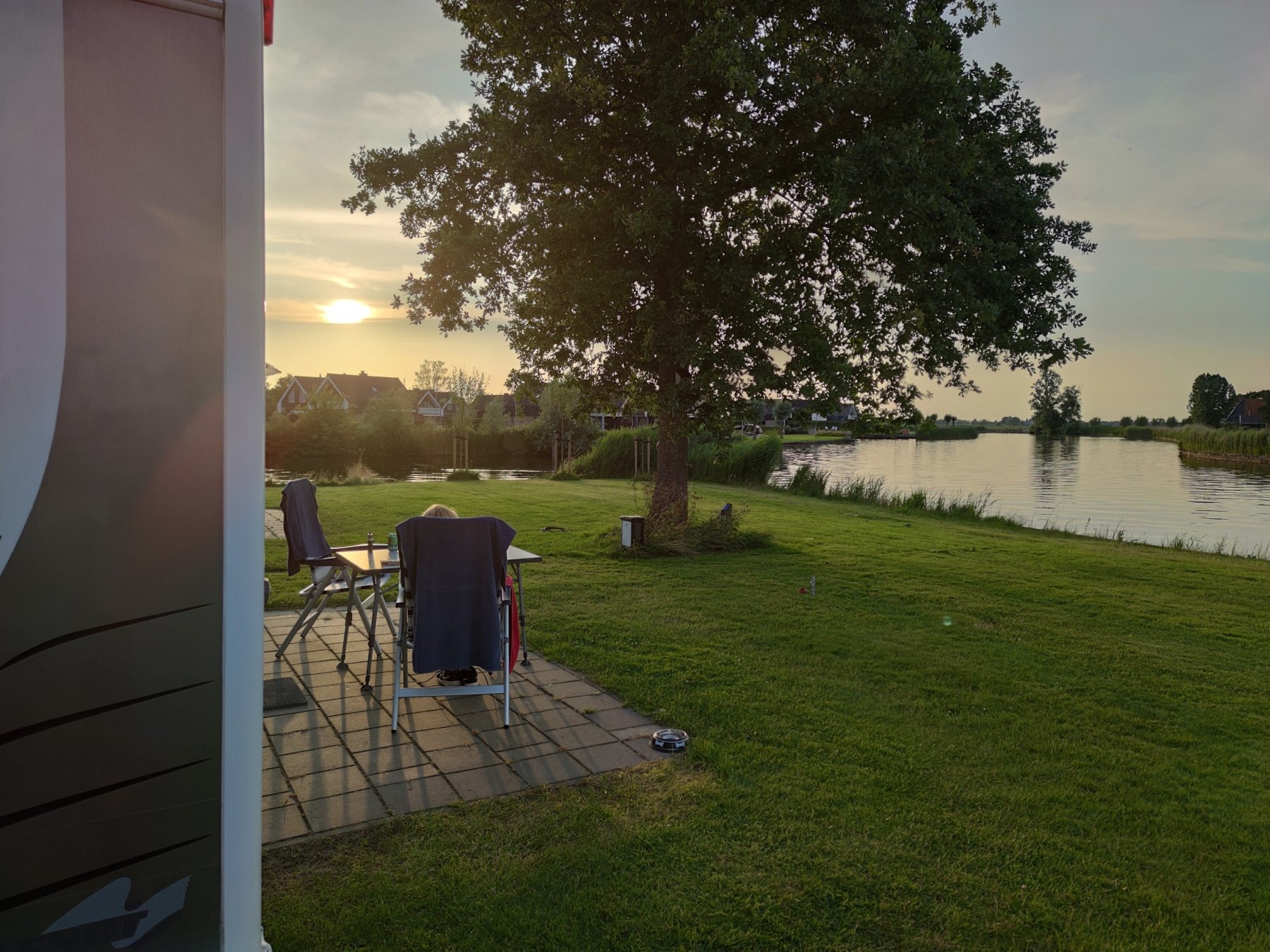 De Rakken — Місце для кемперів in Woudsend
