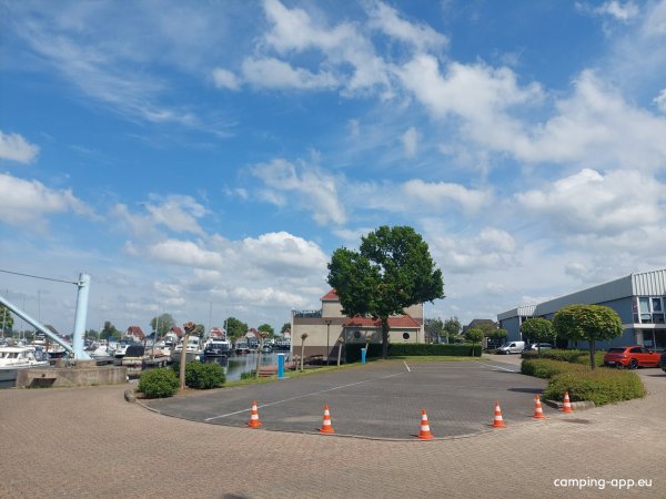 Jachthaven De Molenwaard — Photo 3