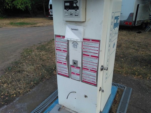 Stellplatz am KNAUS Campingpark Bad Dürkheim — Karavan Sitesi in Bad Dürkheim