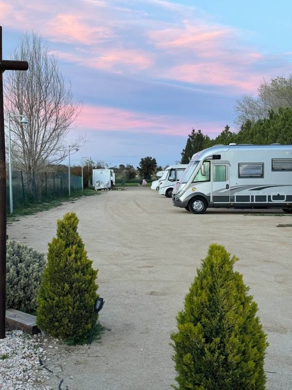 Stellplatz la Tallada d'Empordà — Місце для кемперів in la Tallada d'Empordà