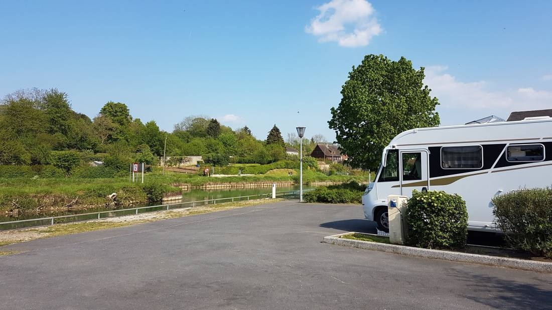 Stellplatz Mouzon — Bobilplass in Mouzon