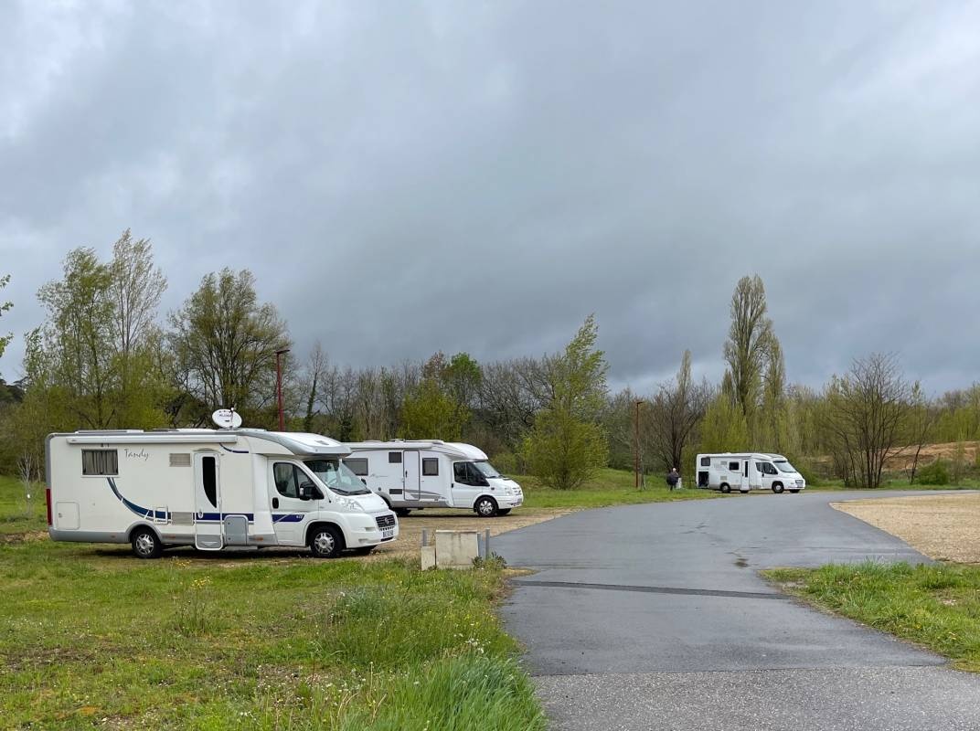 Stellplatz Bergerac — Sítio para autocaravanas in Bergerac