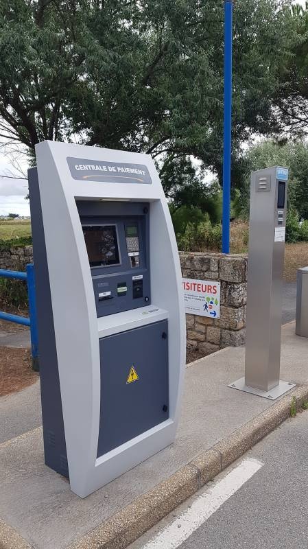 Stellplatz Plouharnel — Area di sosta in Plouharnel