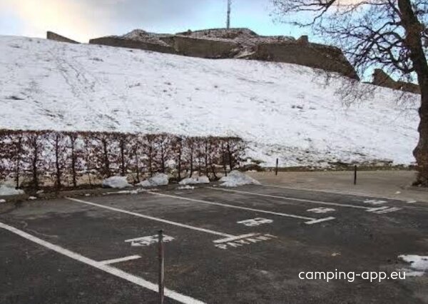 Übernachtungsparkplatz Briançon — Photo 2