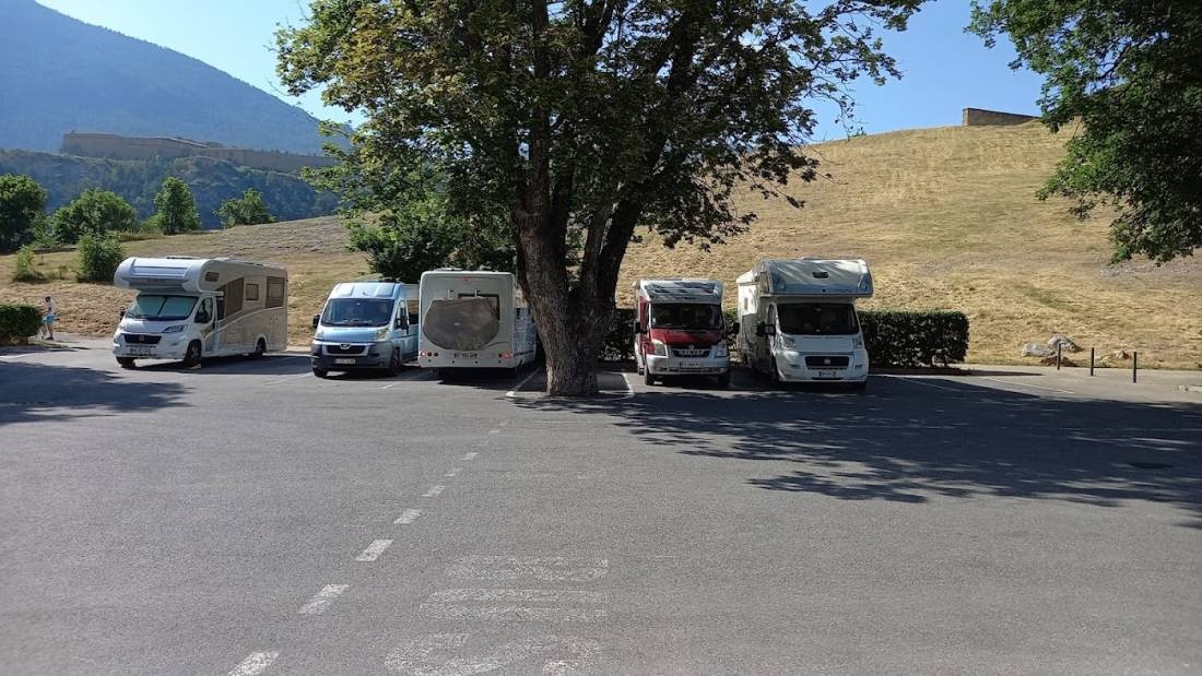 Übernachtungsparkplatz Briançon — Campervan Site in Briançon