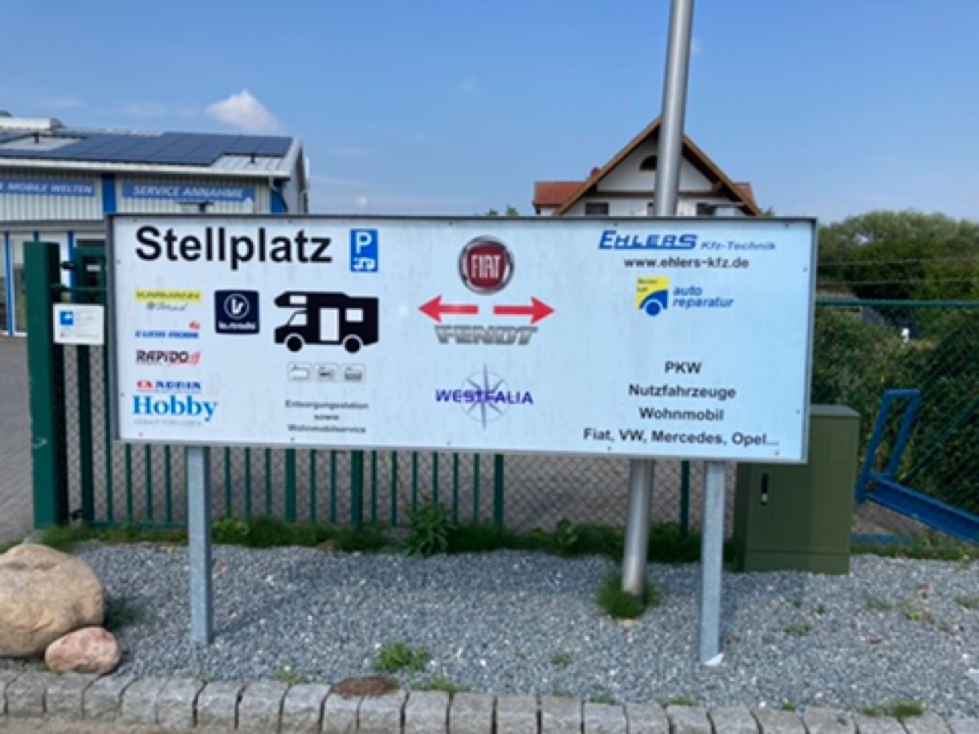 Stellplatz KFZ-Ehlers — Area Autocaravanas in Lamstedt
