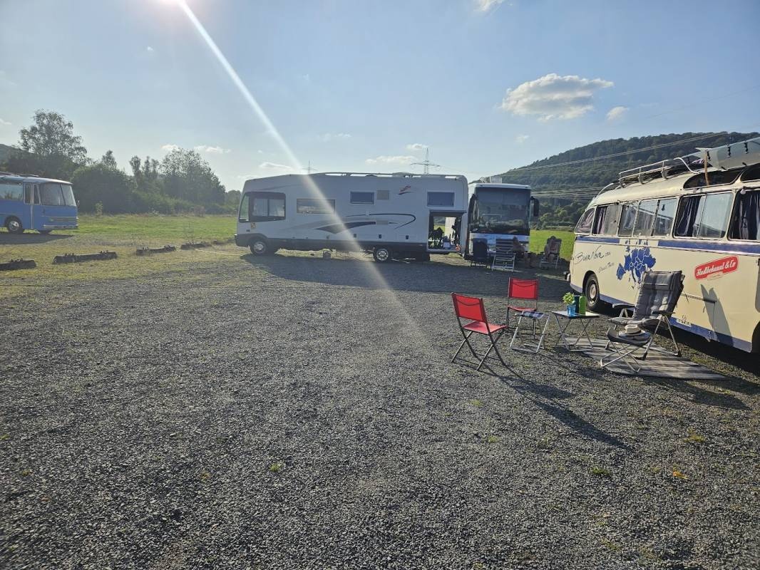 Parkplatz Naturbadesee Stockelache — Übernachtungsparkplatz / SP ohne Service in Borken