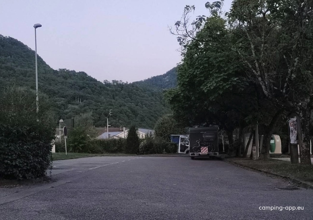Stellplatz Le Cheylas — Aire camping car in Le Cheylas
