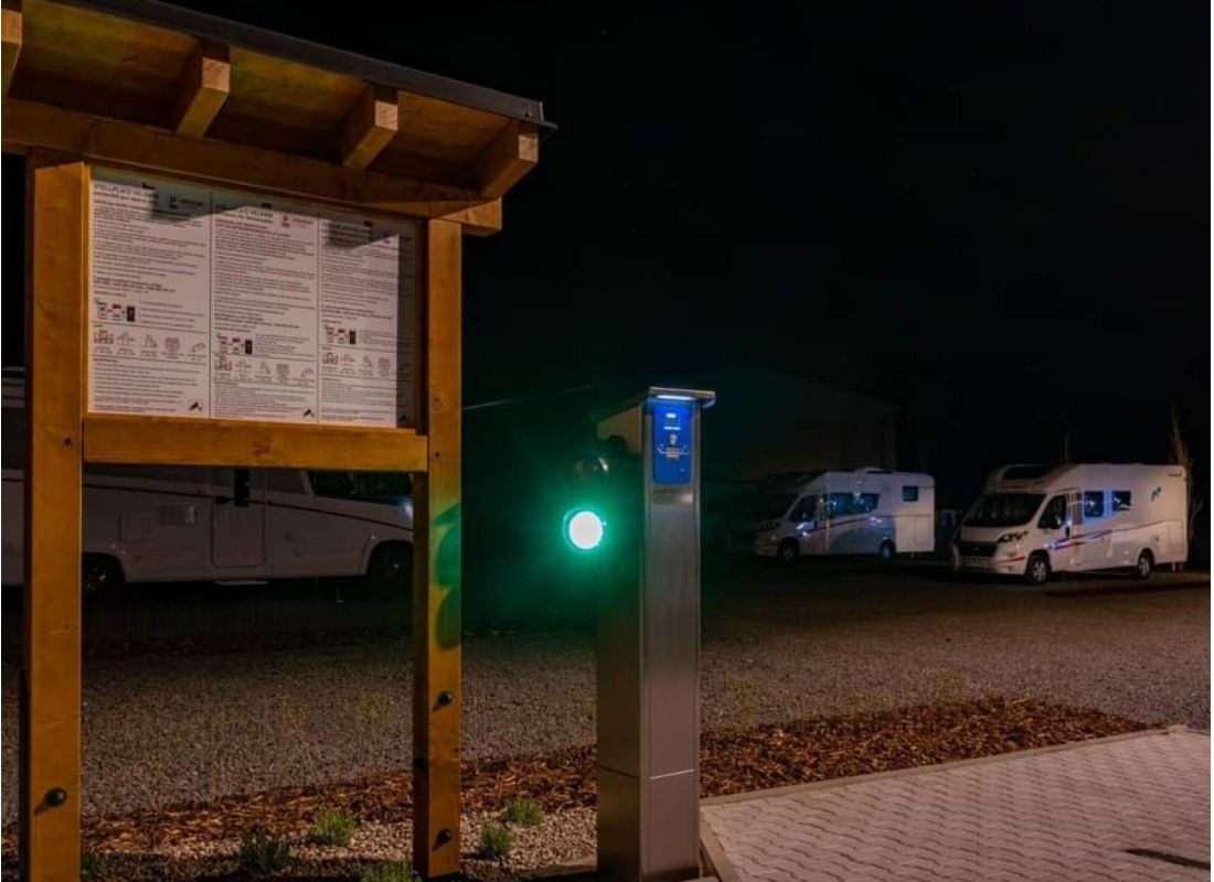 Stellplatz Velemin — Ställplats in Velemin