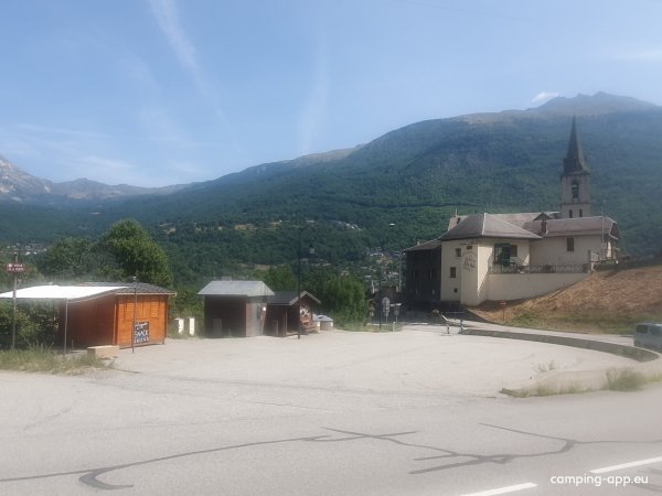 Parkplatz Saint-Martin-d'Arc