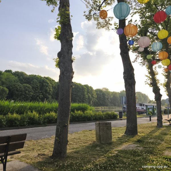 Stellplatz Aÿ-Champagne — Photo 5