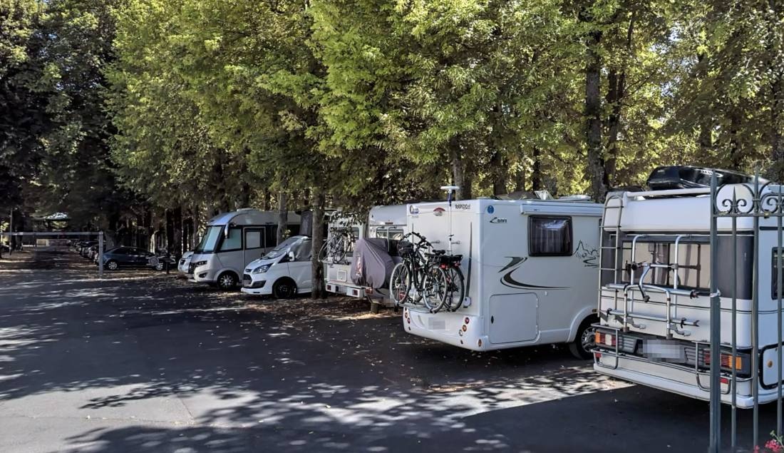 Stellplatz Aÿ-Champagne — Campervan Site in Aÿ-Champagne