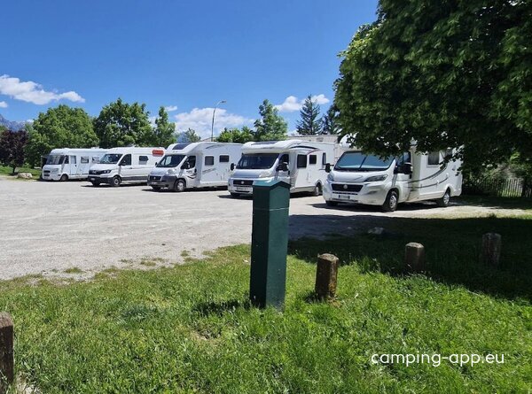 Stellplatz Chorges — Photo 2