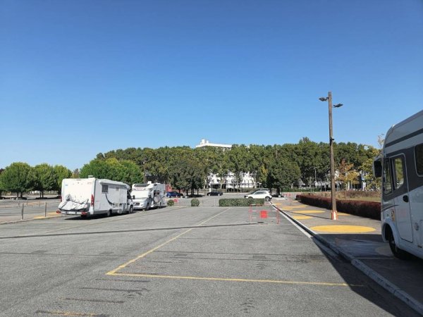 Stellplatz Clermont-Ferrand — Photo 2