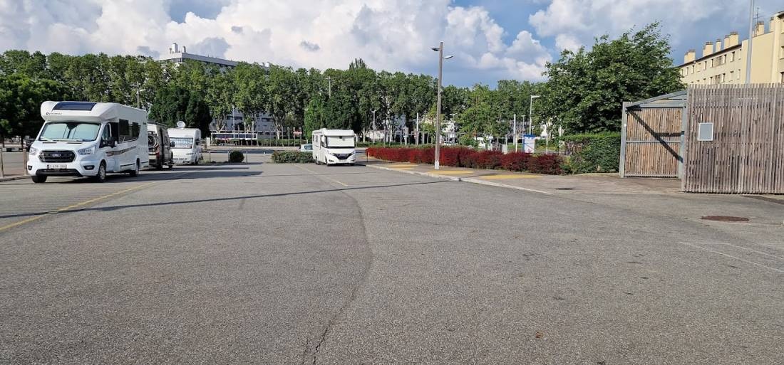 Stellplatz Clermont-Ferrand — Campervan Site in Clermont-Ferrand