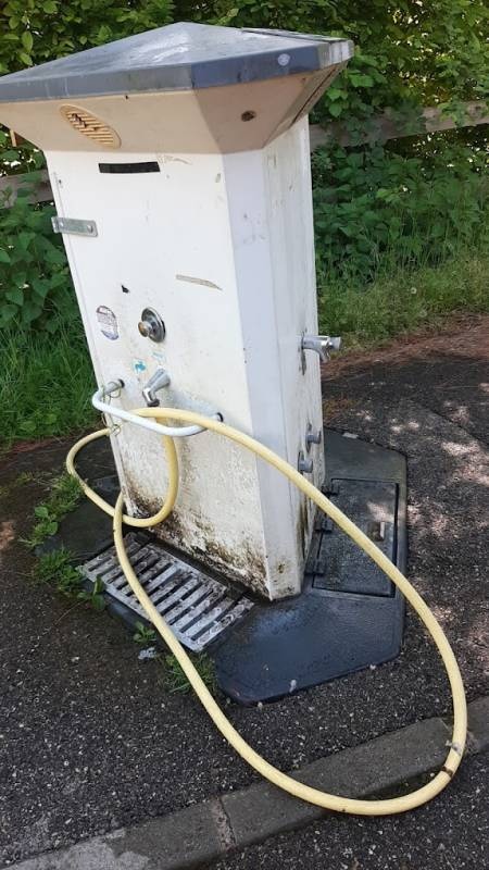 Stellplatz La Roche-sur-Foron (max 2,90 m Höhe) — Campervan Site in La Roche-sur-Foron