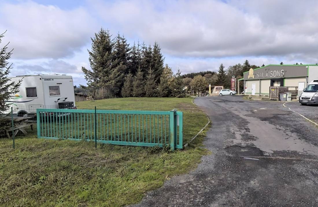 Salaisons de Pradelles — Ställplats in Pradelles