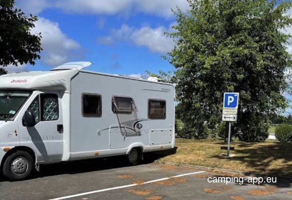 Stellplatz Plougonven — Photo 2